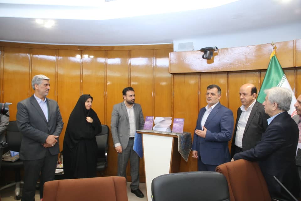 مجید تکبیری، رئیس ستاد برگزاری ایران‌اکسپو: بیش از ۳۱۰۰ دعوت‌نامه برای ایران‌اکسپوی ۲۰۲۵ صادر شد